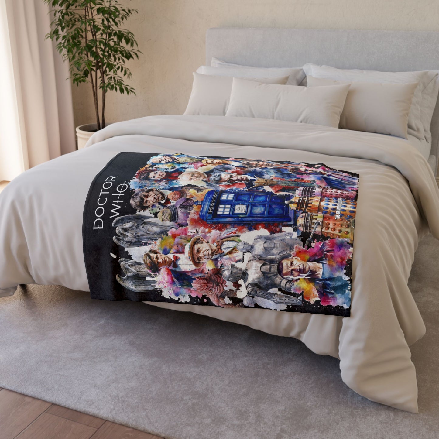 Dr Who - The Doctor and his Foes Polyester Blanket